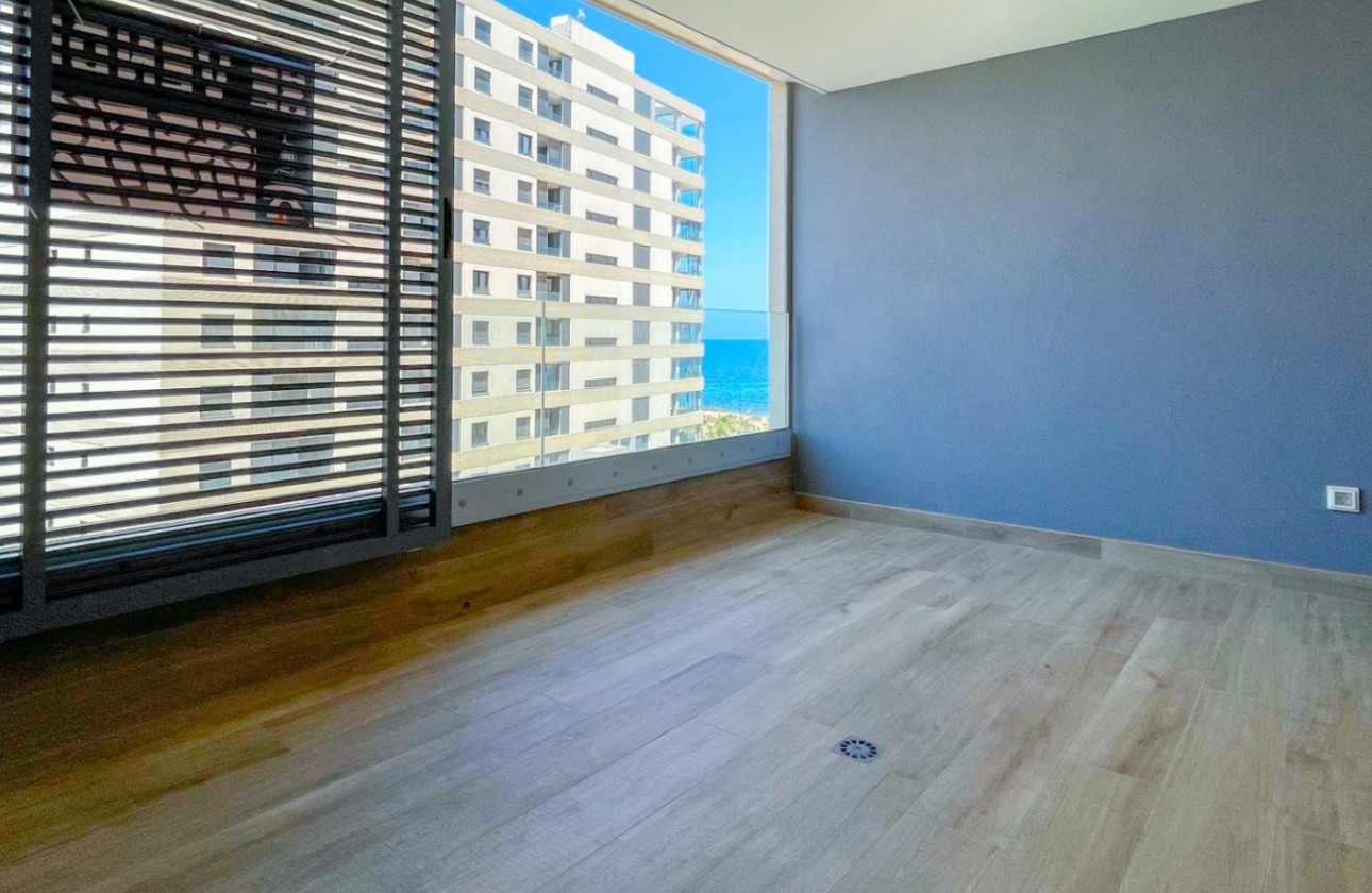 Resale - Apartment / flat - Orihuela Costa - Punta Prima