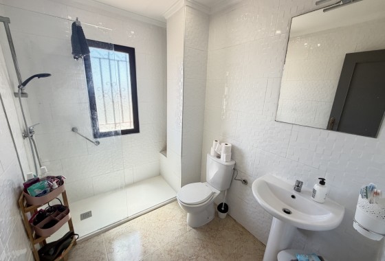 Resale - Villa - Villamartin