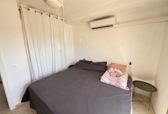 Resale - Villa - Villamartin
