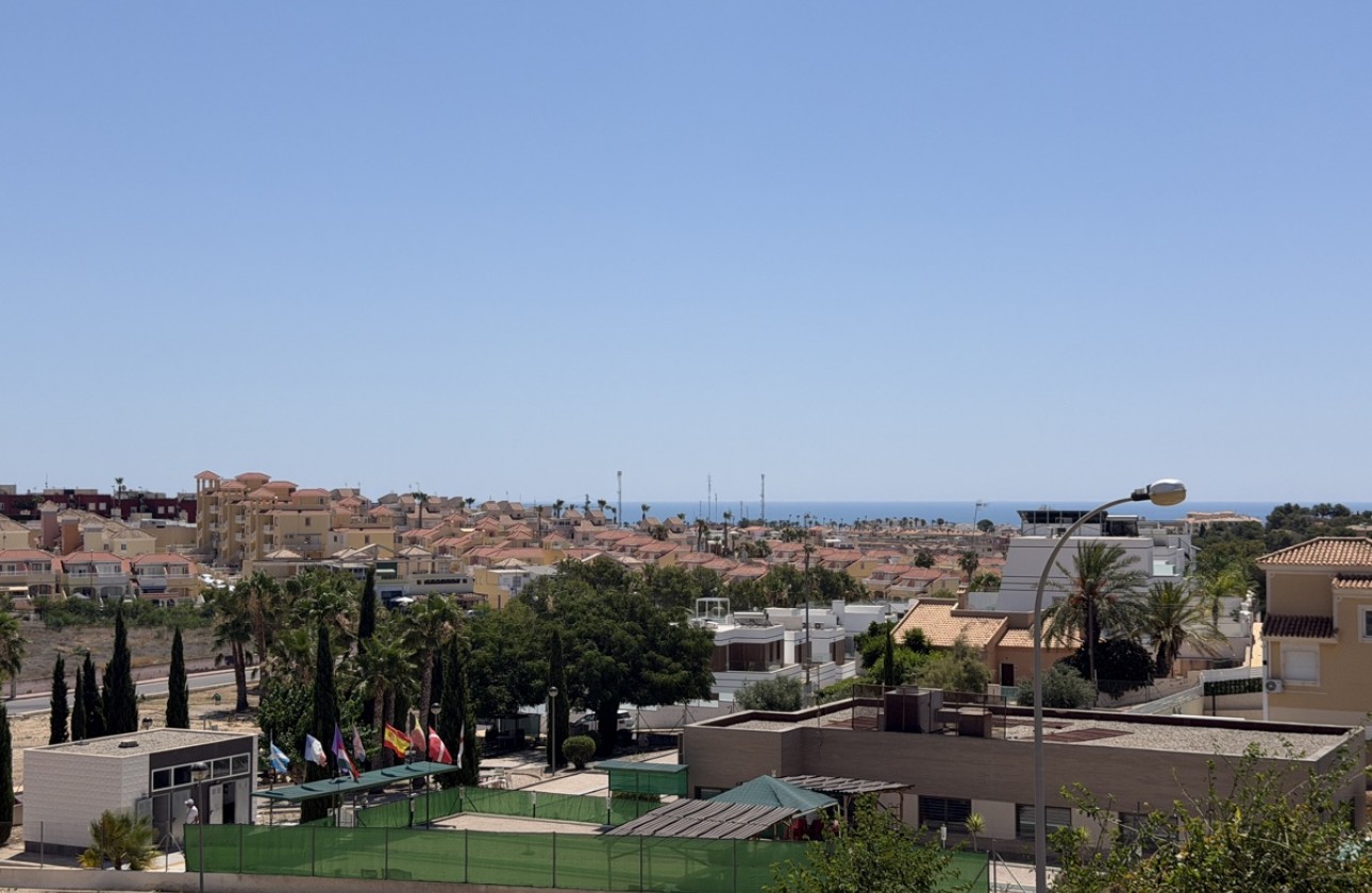 Resale - Villa - Villamartin