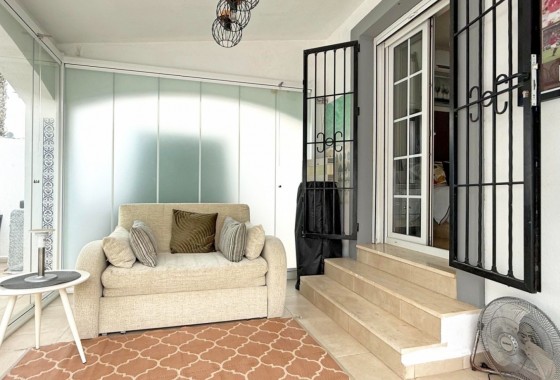 Reventa - Chalet - Orihuela Costa - Villamartín