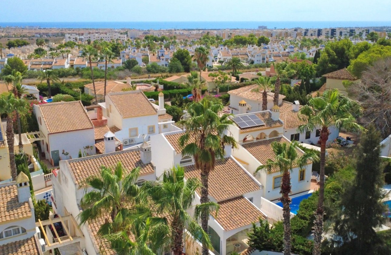Reventa - Chalet - Orihuela Costa - Villamartín