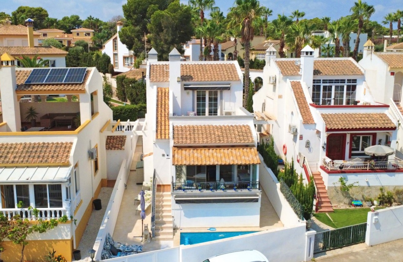 Reventa - Chalet - Orihuela Costa - Villamartín