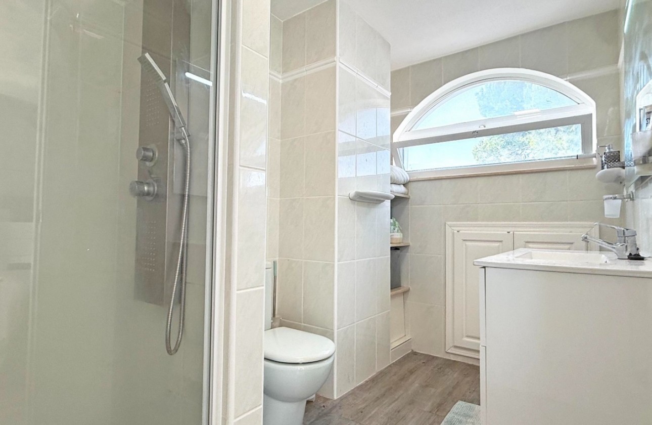 Reventa - Chalet - Orihuela Costa - Villamartín