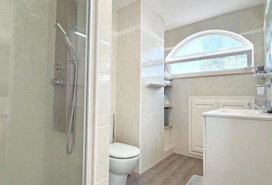 Reventa - Chalet - Orihuela Costa - Villamartín