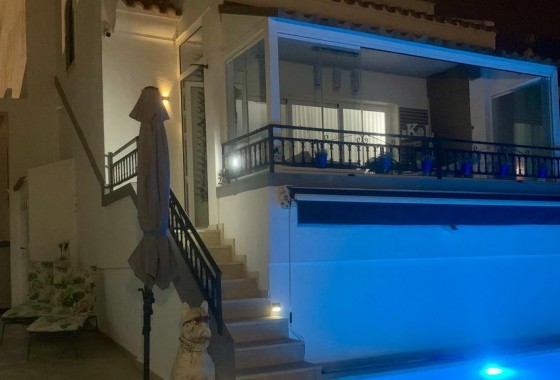 Reventa - Chalet - Orihuela Costa - Villamartín