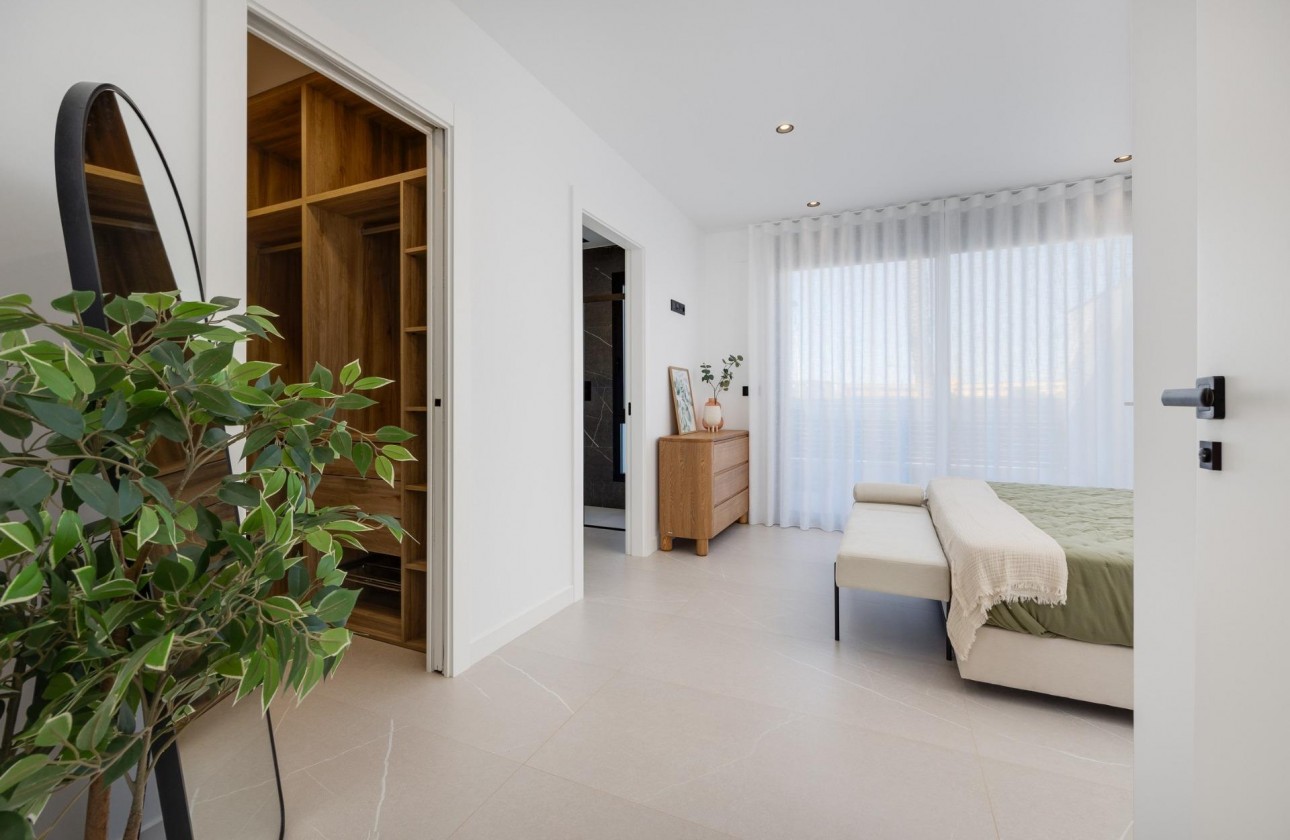 Nueva construcción  - Chalet - Torrevieja - Parque Acuático - Sector 25