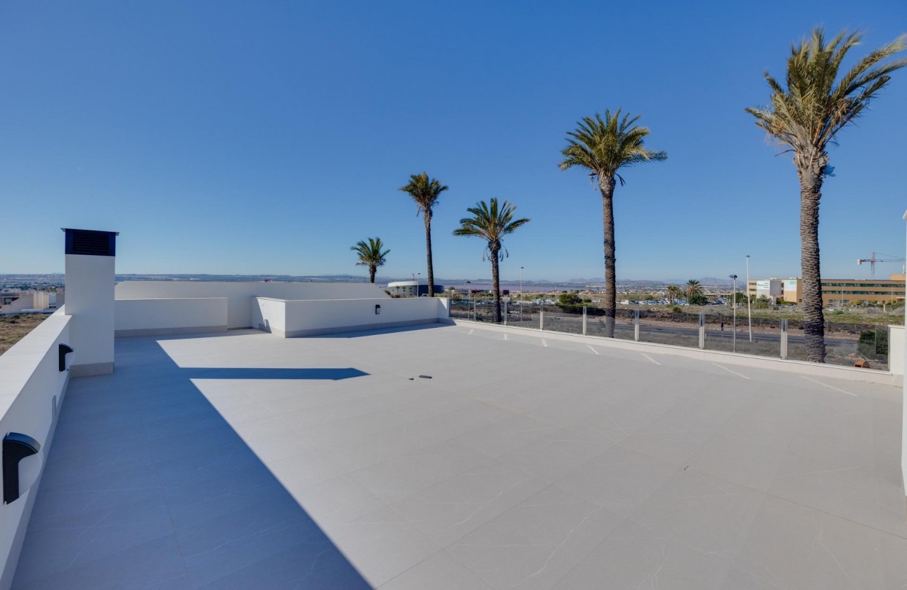 Nueva construcción  - Chalet - Torrevieja - Parque Acuático - Sector 25