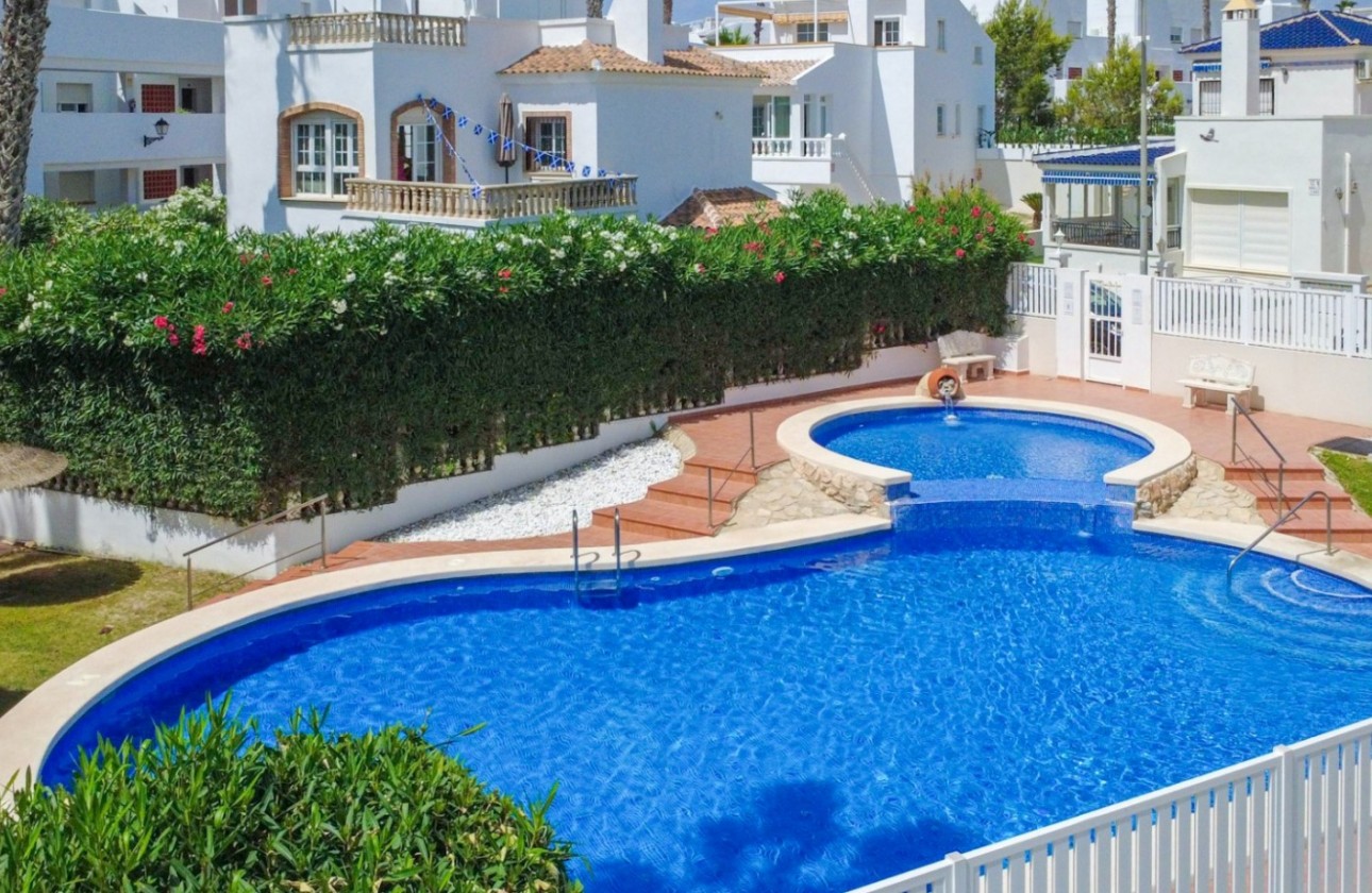 Reventa - Chalet - Orihuela Costa - La Rioja