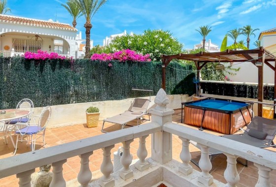 Reventa - Chalet - Orihuela Costa - La Rioja