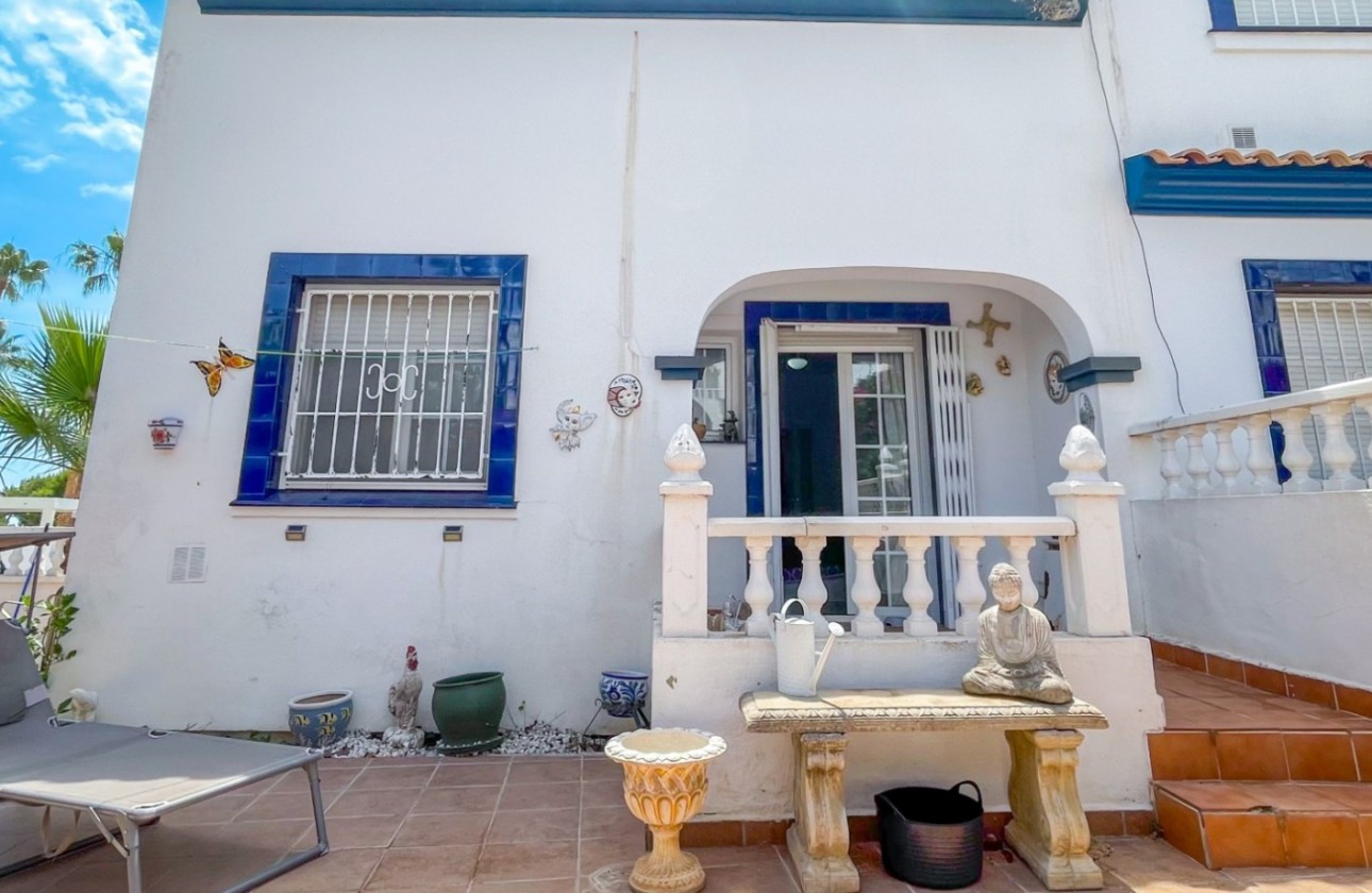 Reventa - Chalet - Orihuela Costa - La Rioja