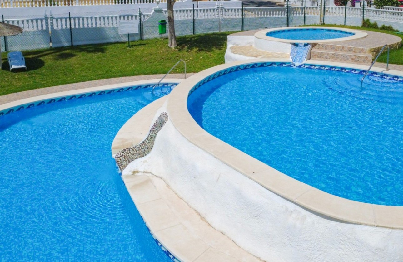 Reventa - Chalet - Orihuela Costa - La Rioja