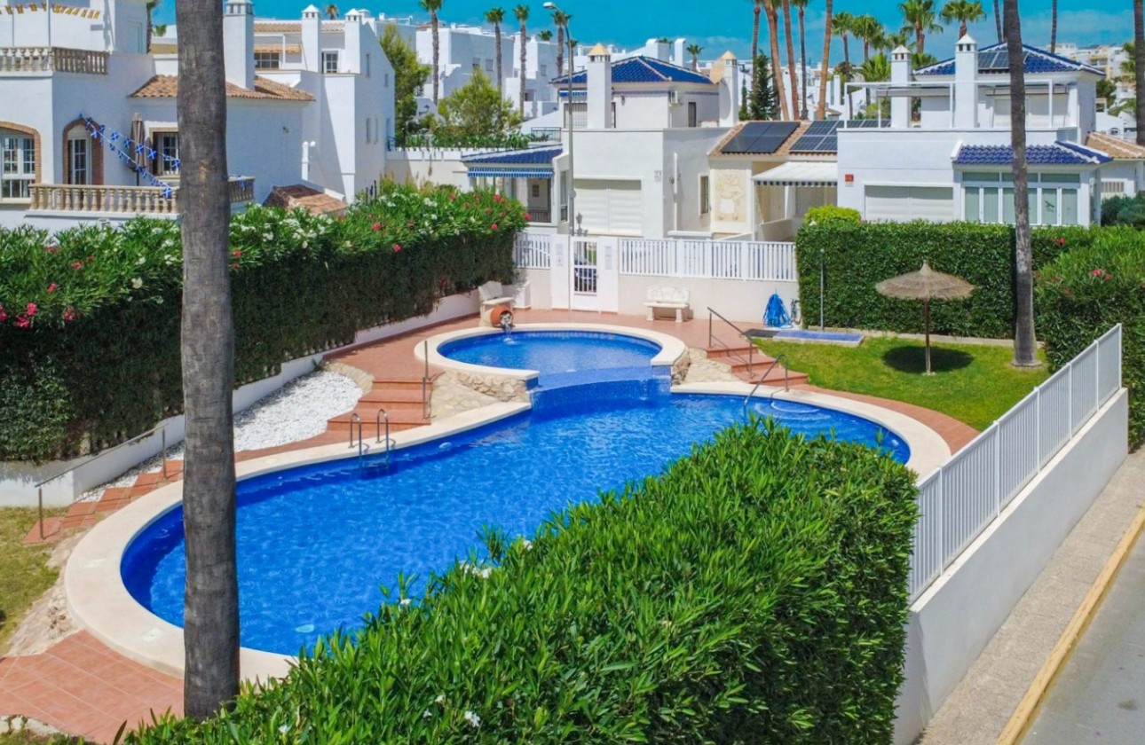 Reventa - Chalet - Orihuela Costa - La Rioja