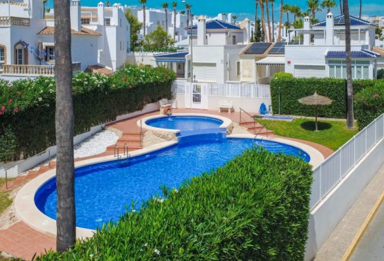 Reventa - Chalet - Orihuela Costa - La Rioja