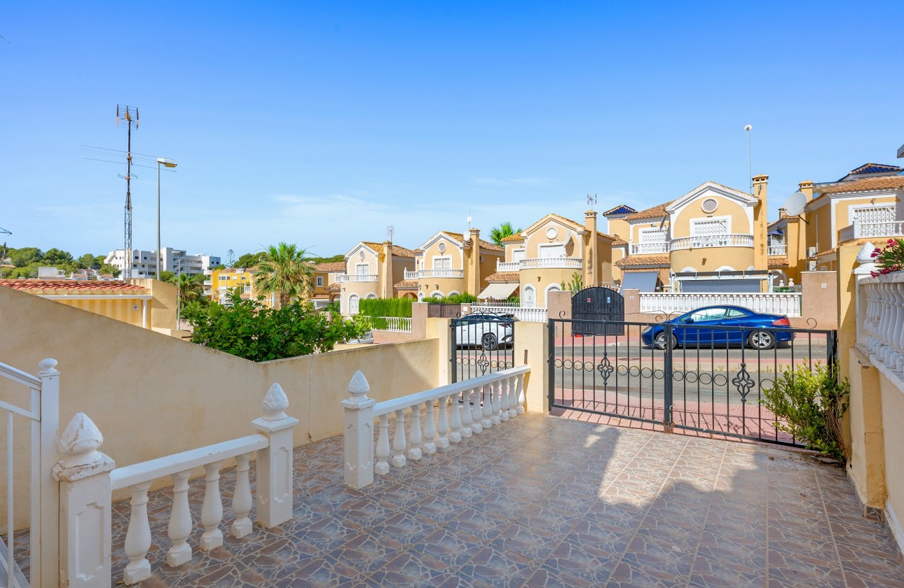Revente - Villa - Orihuela Costa - Las Filipinas