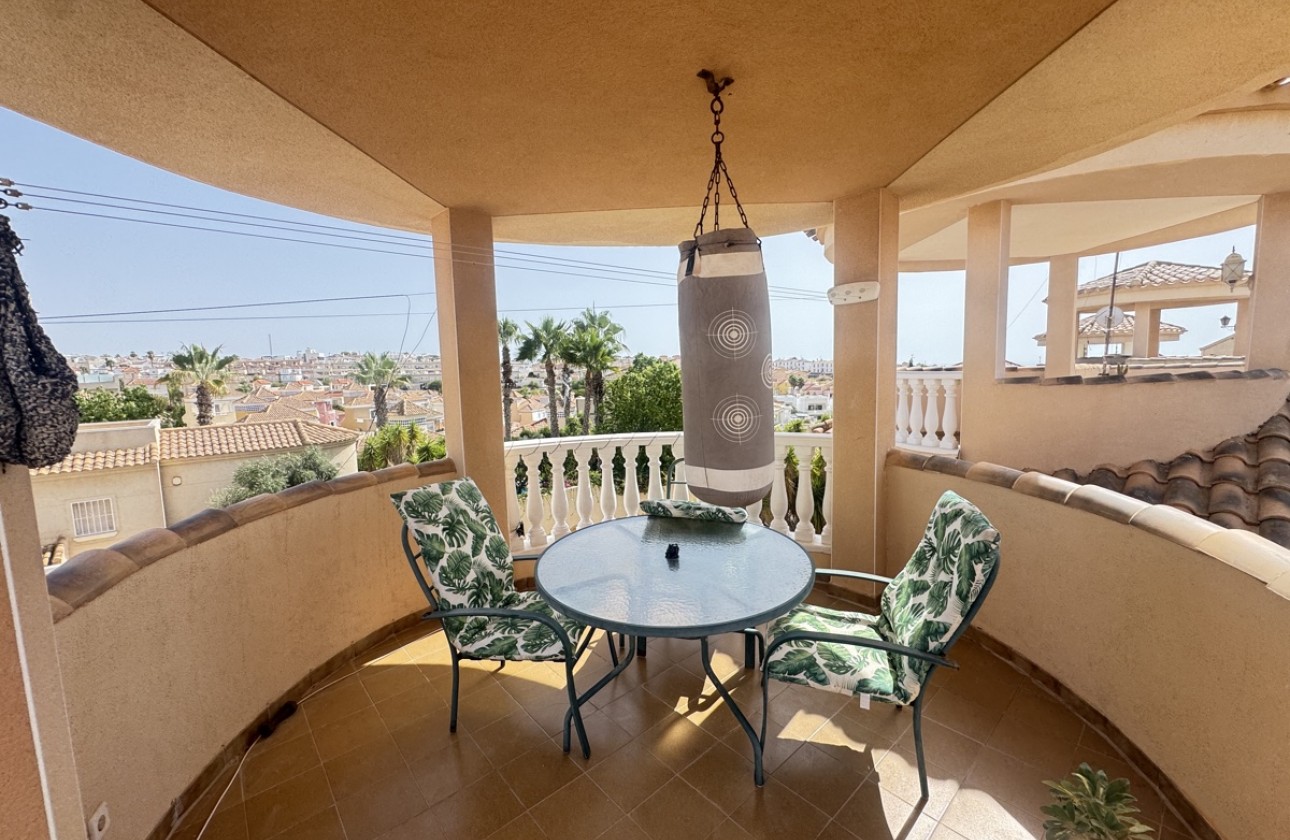 Revente - Villa - Villamartin