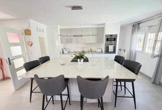 Reventa - Chalet - San Miguel de Salinas