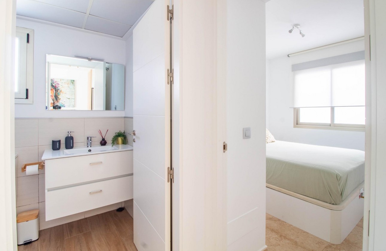 Resale - Bungalow - Pilar de la Horadada - Torre de la Horadada