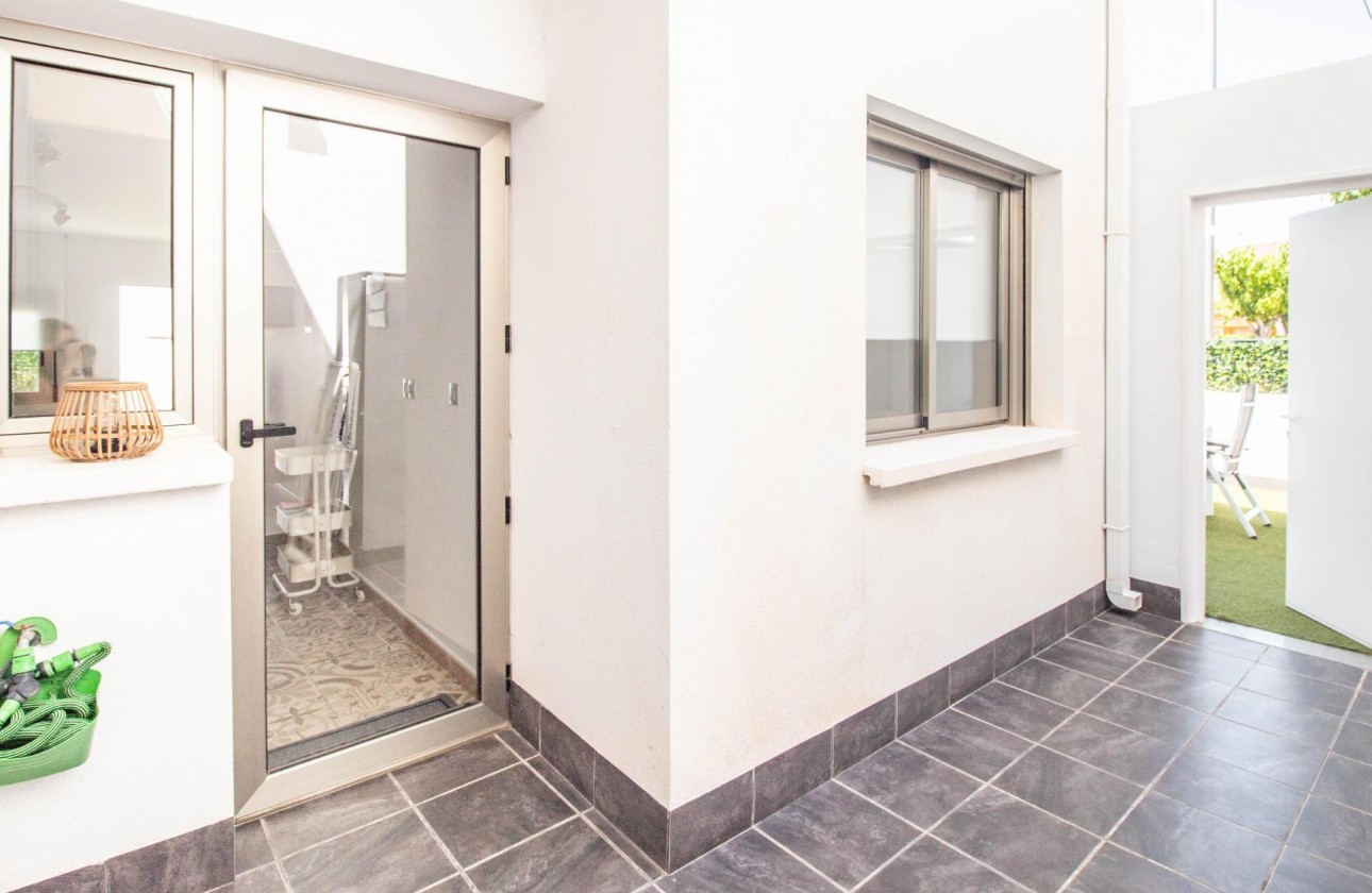 Resale - Bungalow - Pilar de la Horadada - Torre de la Horadada