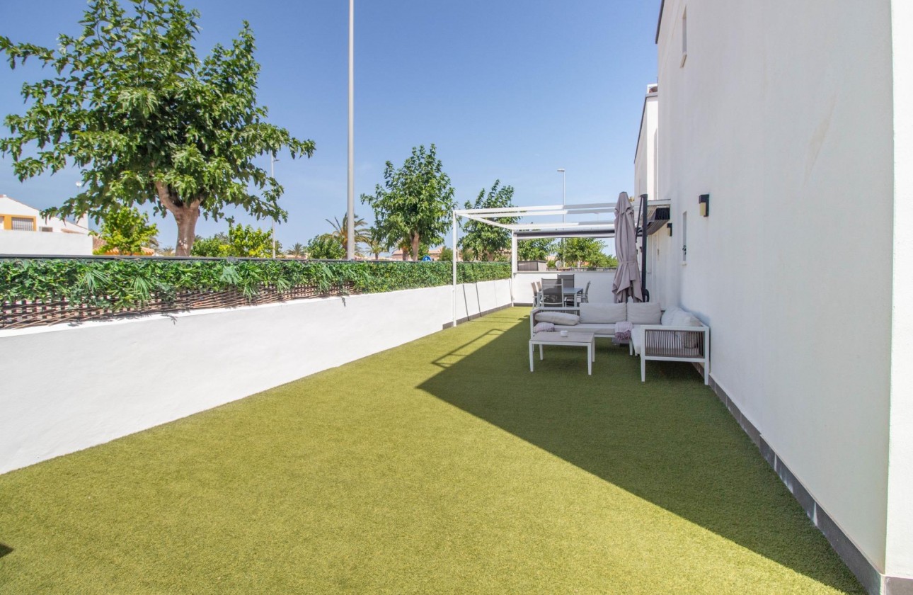 Resale - Bungalow - Pilar de la Horadada - Torre de la Horadada