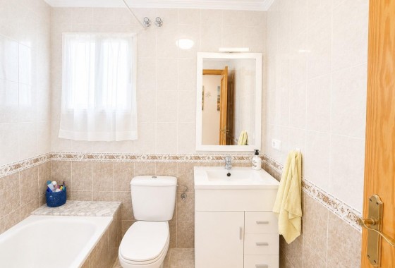 Reventa - Apartamento / piso - Torrevieja - Playa del cura