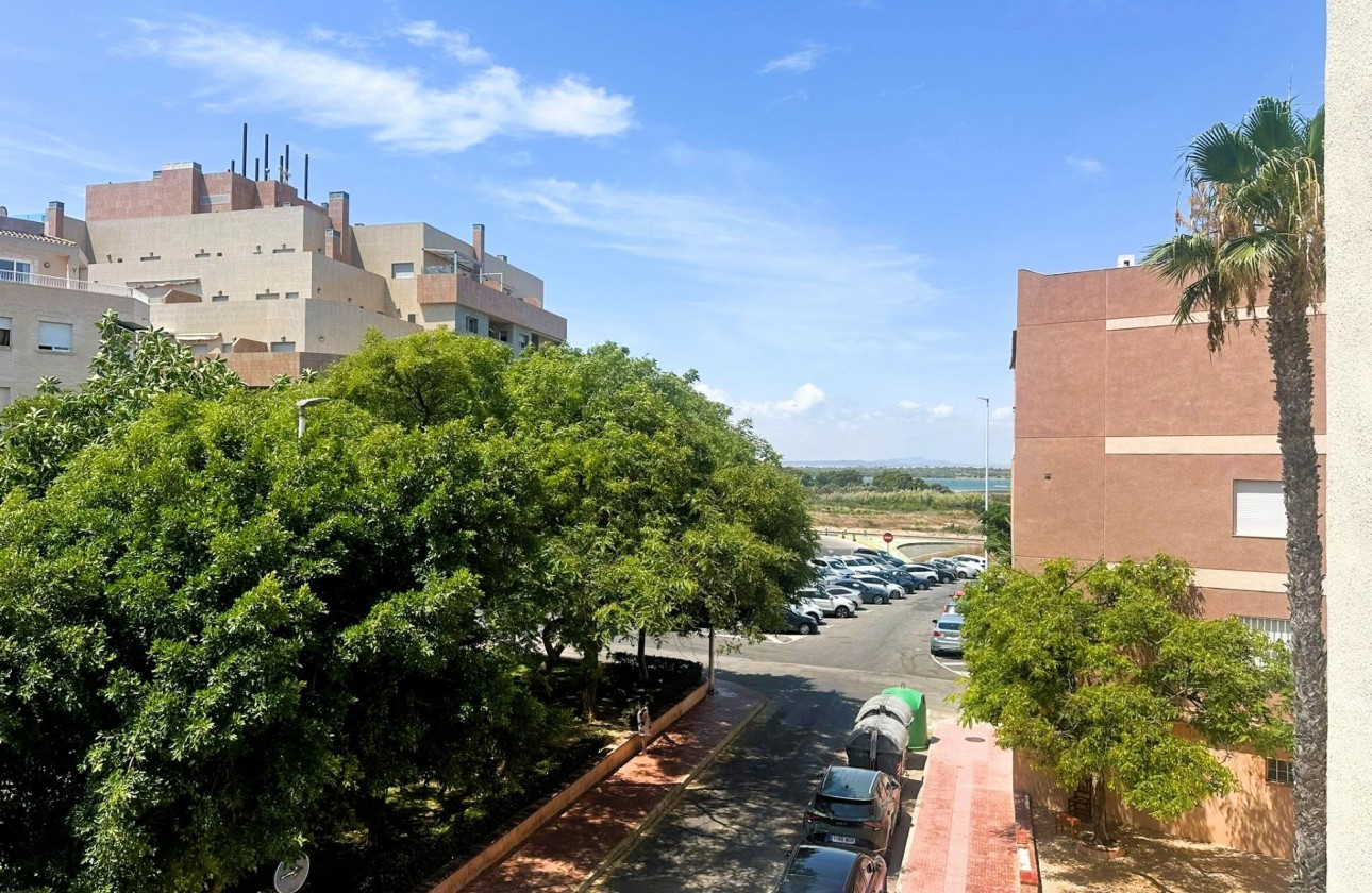 Revente - Appartement - Torrevieja - La Mata pueblo