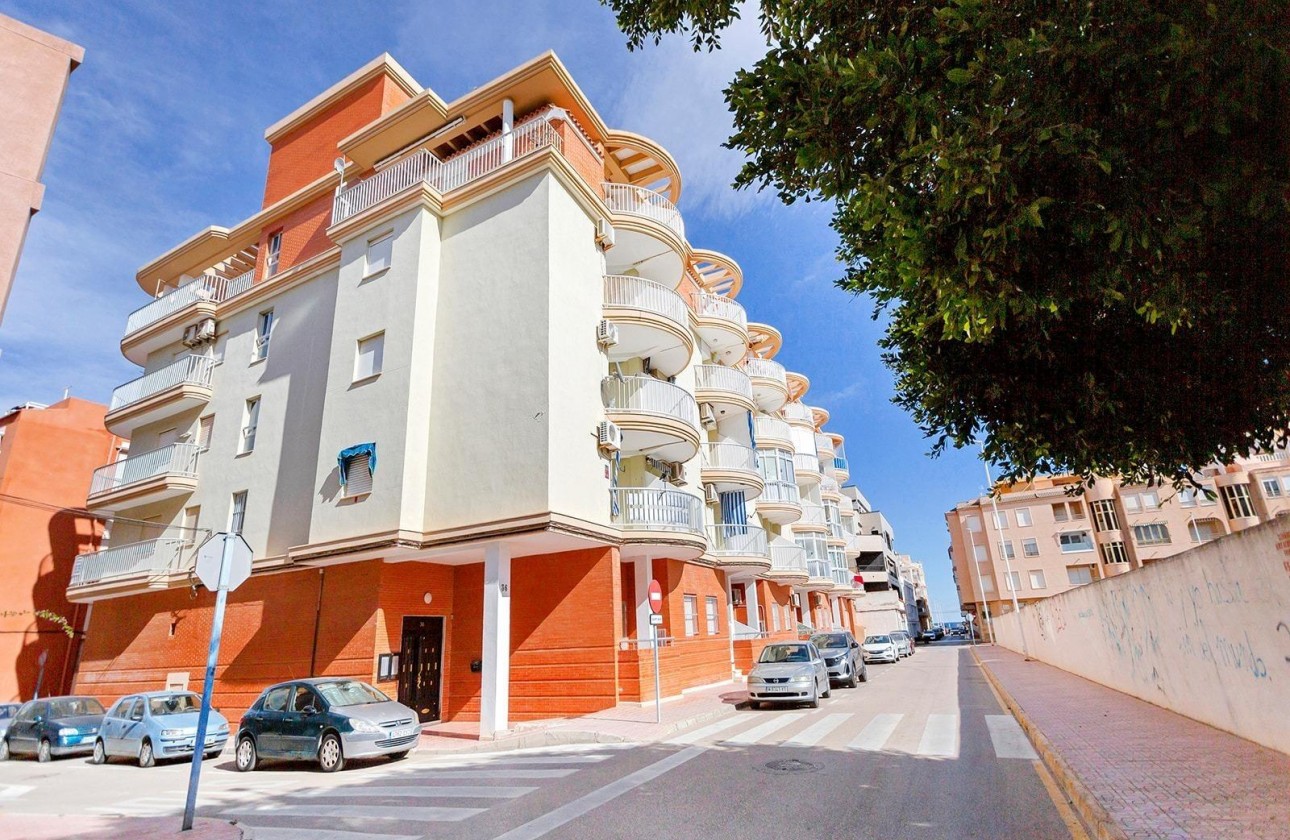 Revente - Appartement - Torrevieja - La Mata pueblo