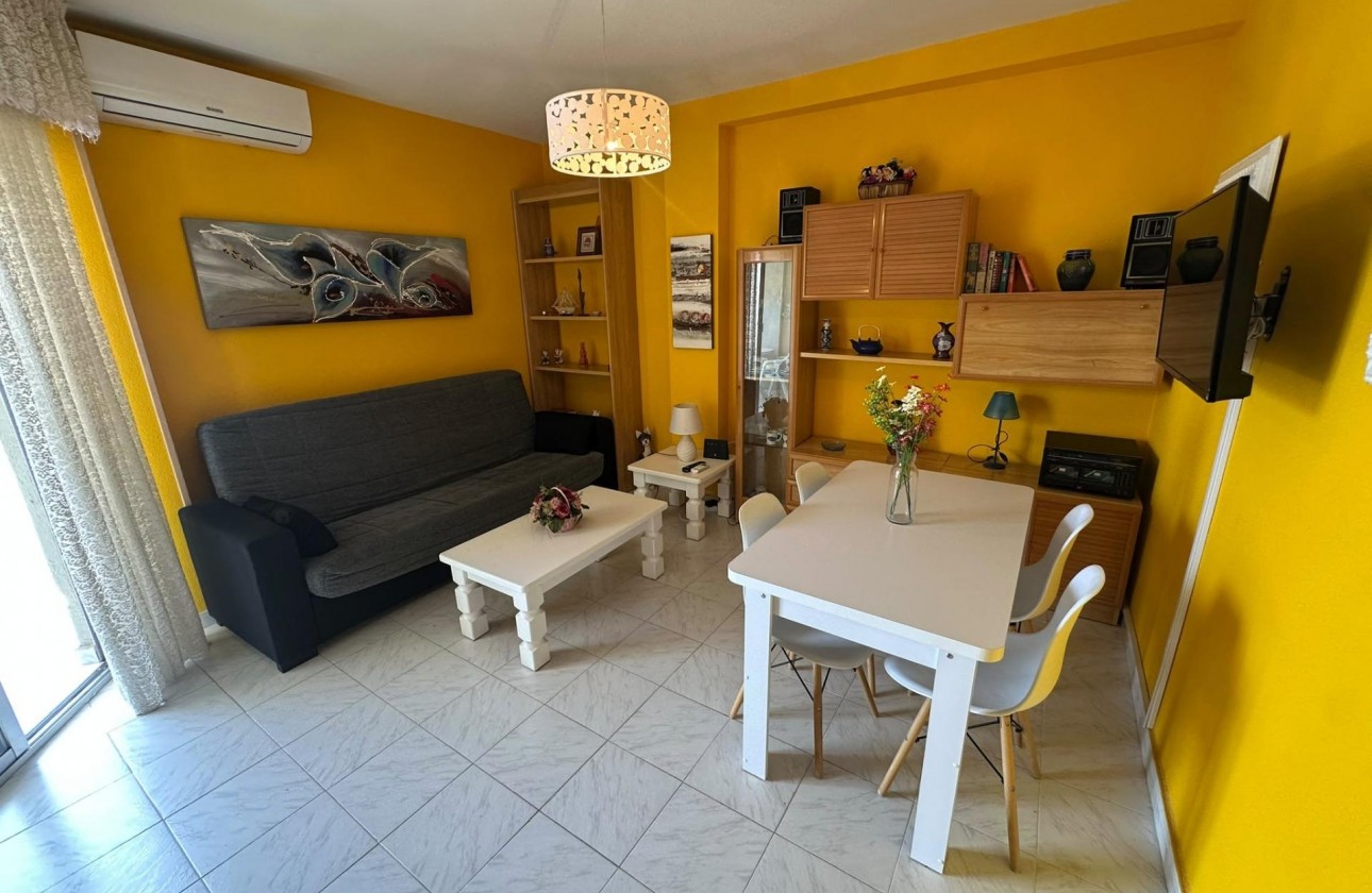Revente - Appartement - Torrevieja - La Mata pueblo