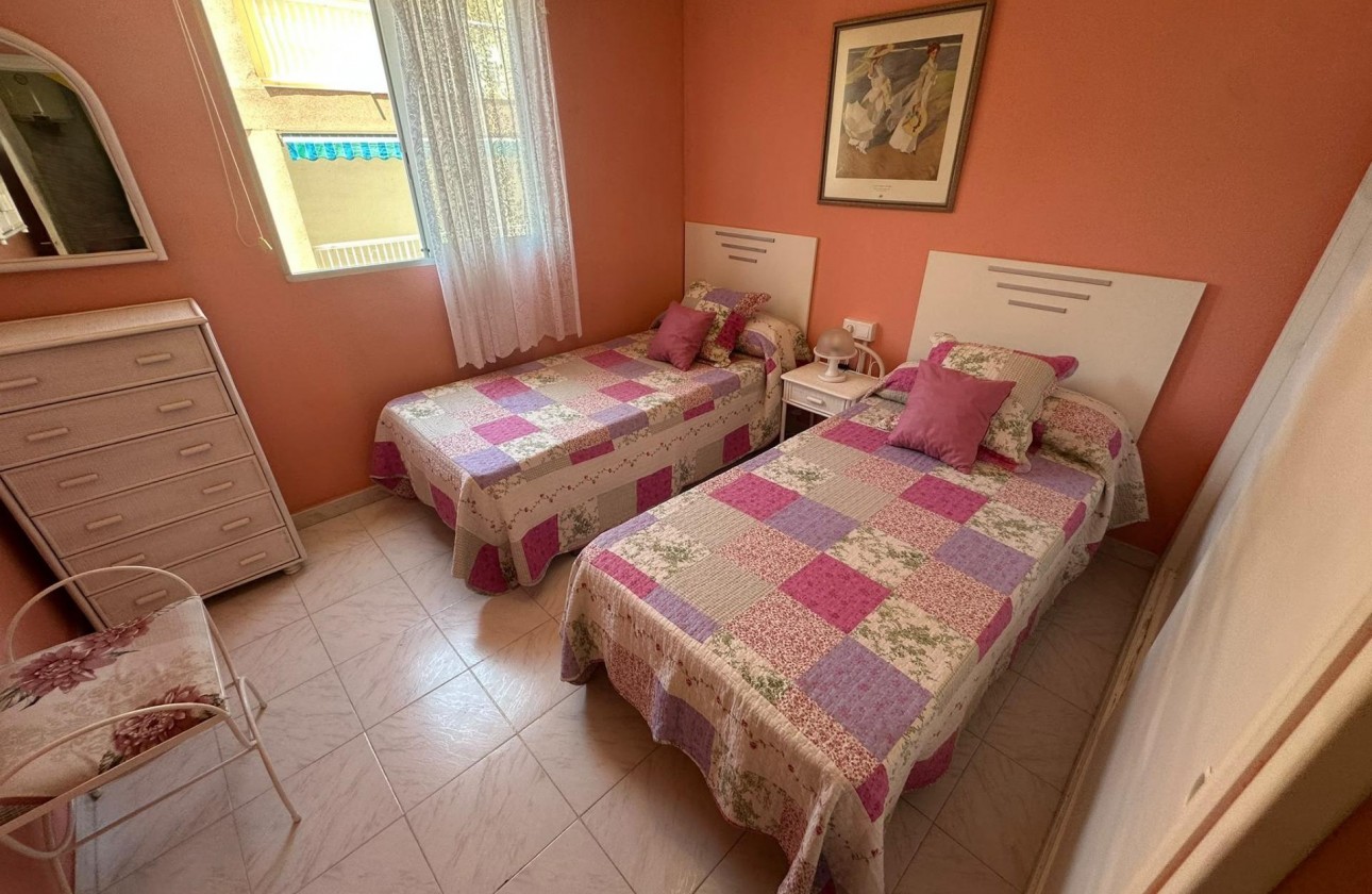 Revente - Appartement - Torrevieja - La Mata pueblo