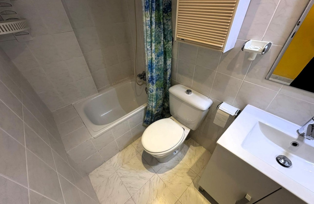 Revente - Appartement - Torrevieja - La Mata pueblo