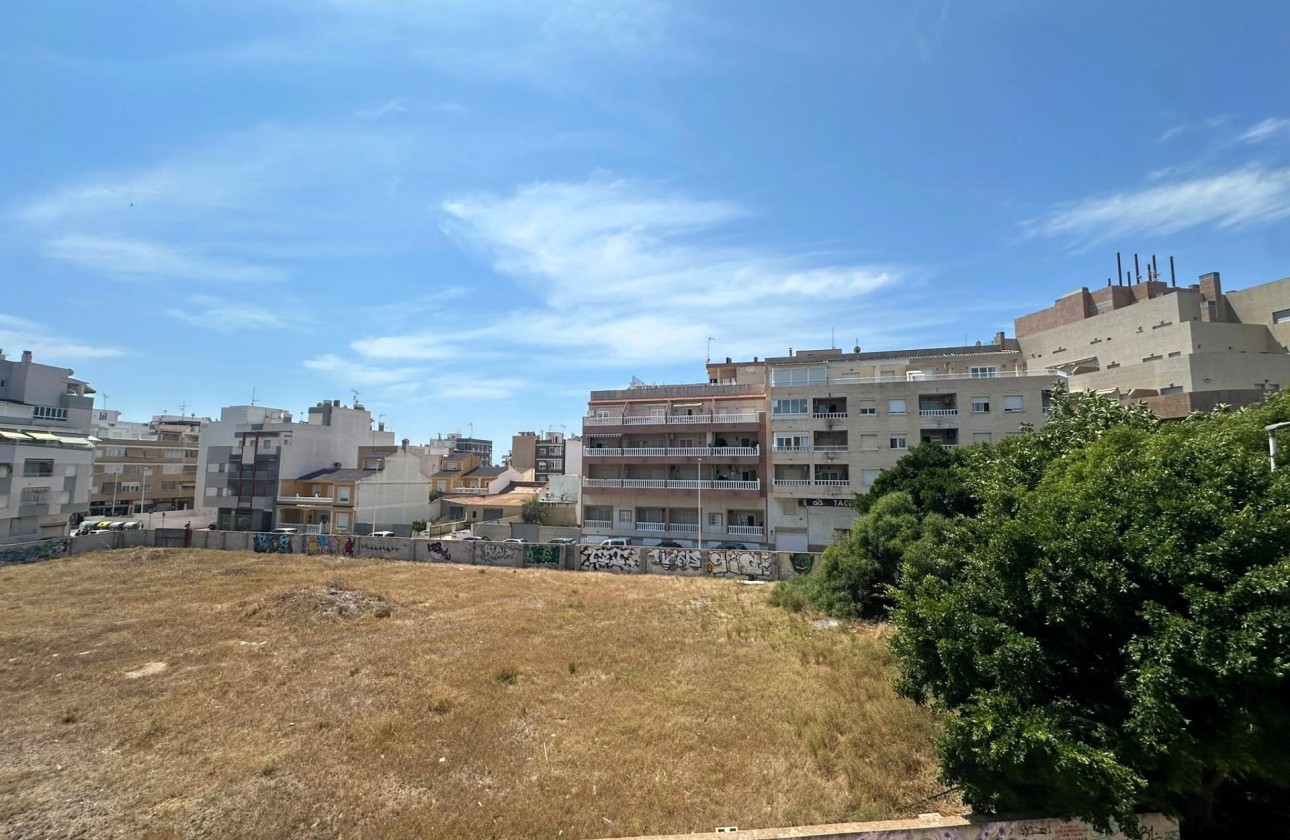Revente - Appartement - Torrevieja - La Mata pueblo
