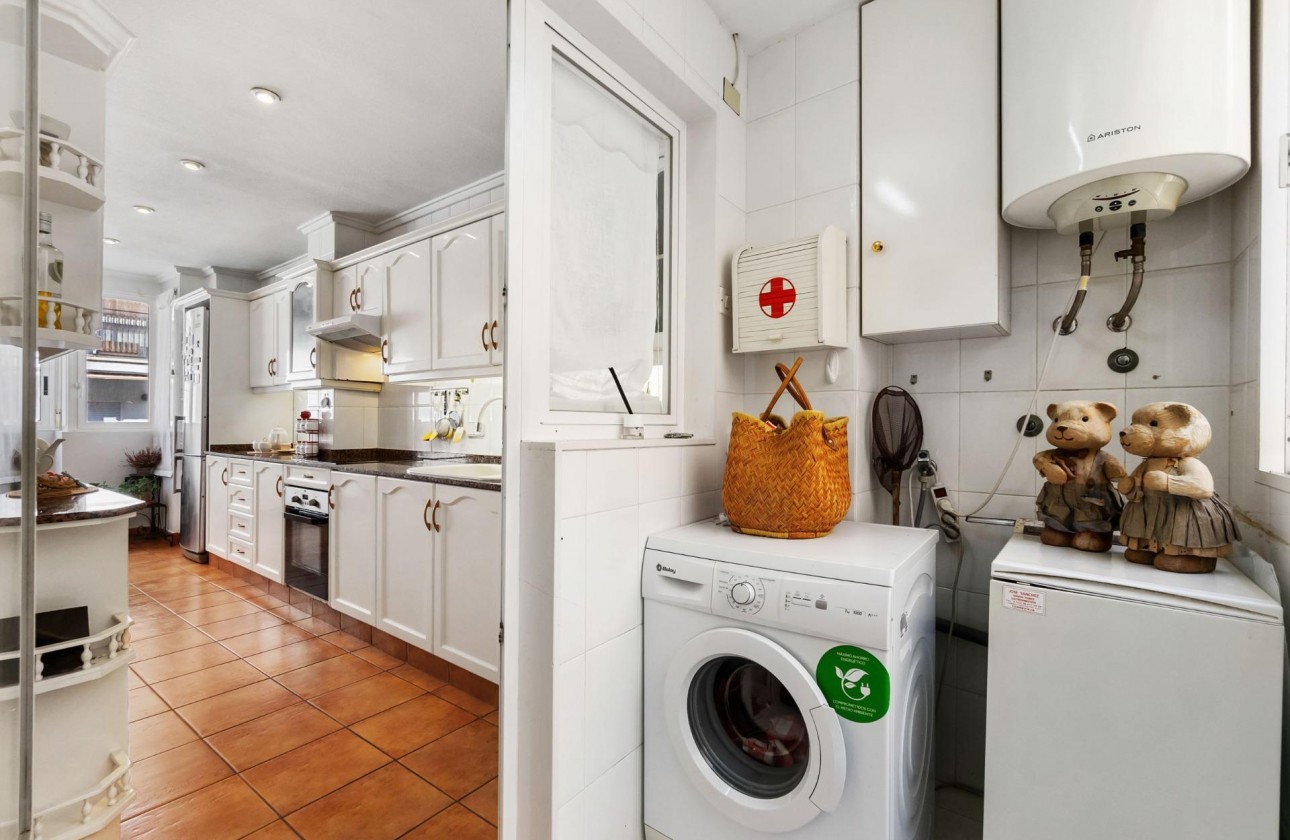 Revente - Appartement - Torrevieja - Centro - Muelle Pesquero