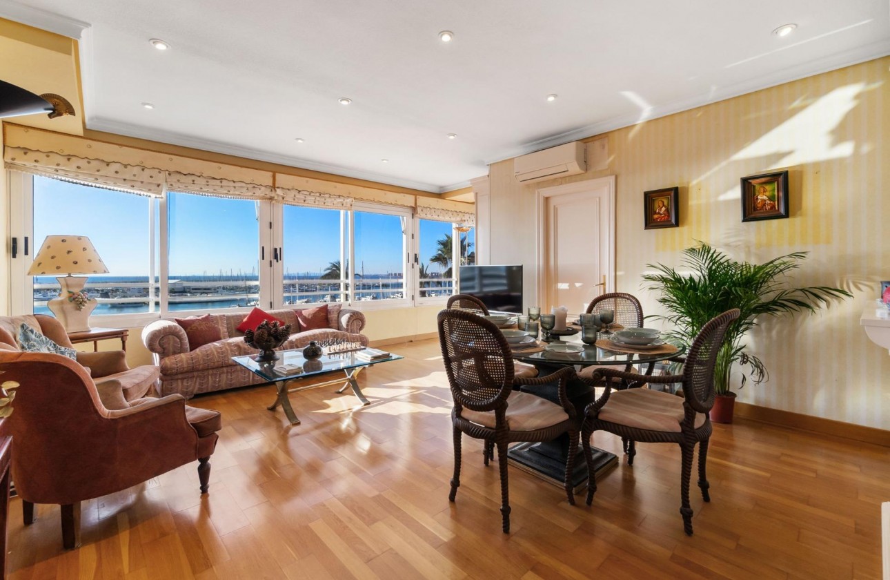 Revente - Appartement - Torrevieja - Centro - Muelle Pesquero