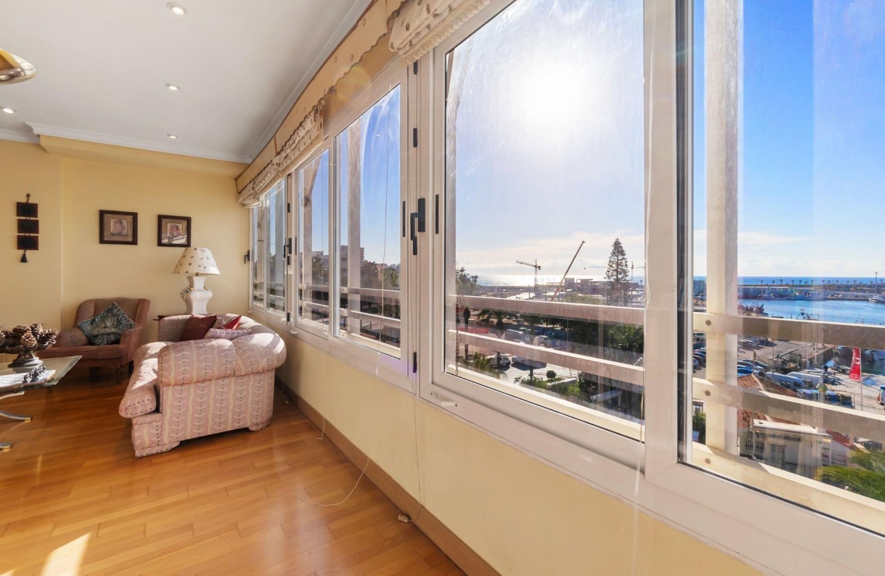 Revente - Appartement - Torrevieja - Centro - Muelle Pesquero