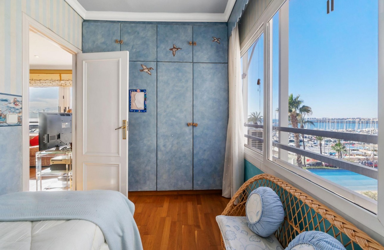 Revente - Appartement - Torrevieja - Centro - Muelle Pesquero