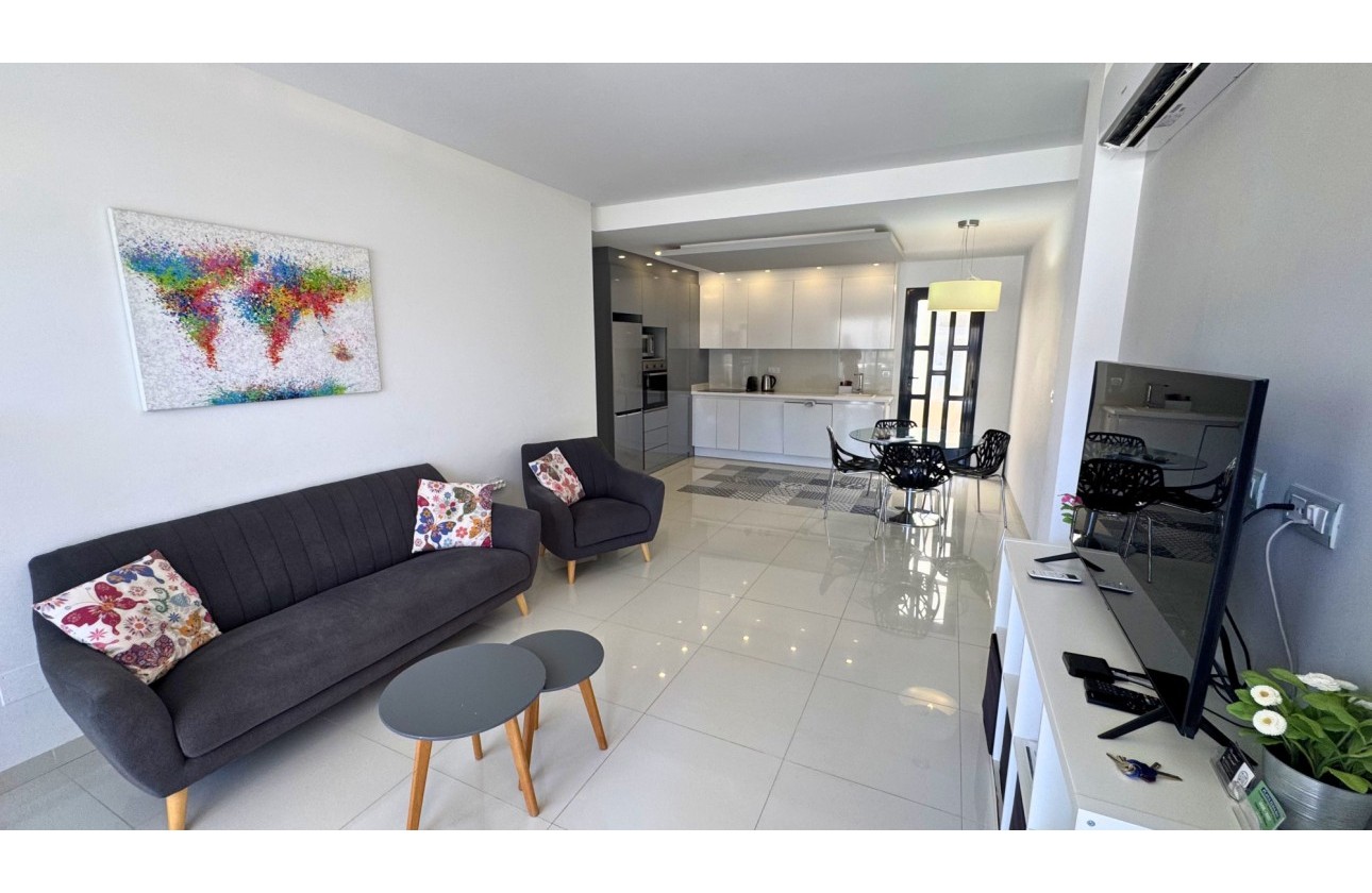 Resale - Apartment / flat - Pilar de la Horadada - La Torre De La Horadada