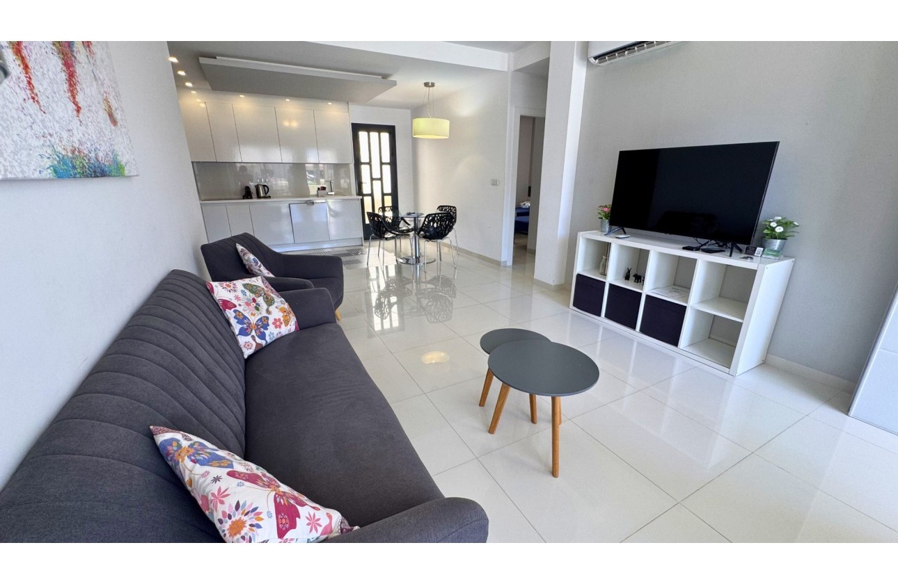 Resale - Apartment / flat - Pilar de la Horadada - La Torre De La Horadada