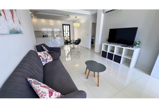 Resale - Apartment / flat - Pilar de la Horadada - La Torre De La Horadada