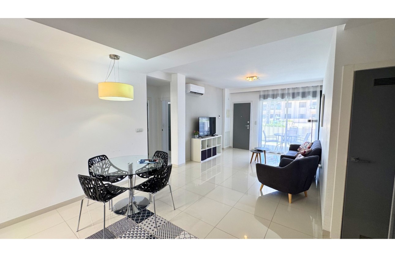 Resale - Apartment / flat - Pilar de la Horadada - La Torre De La Horadada