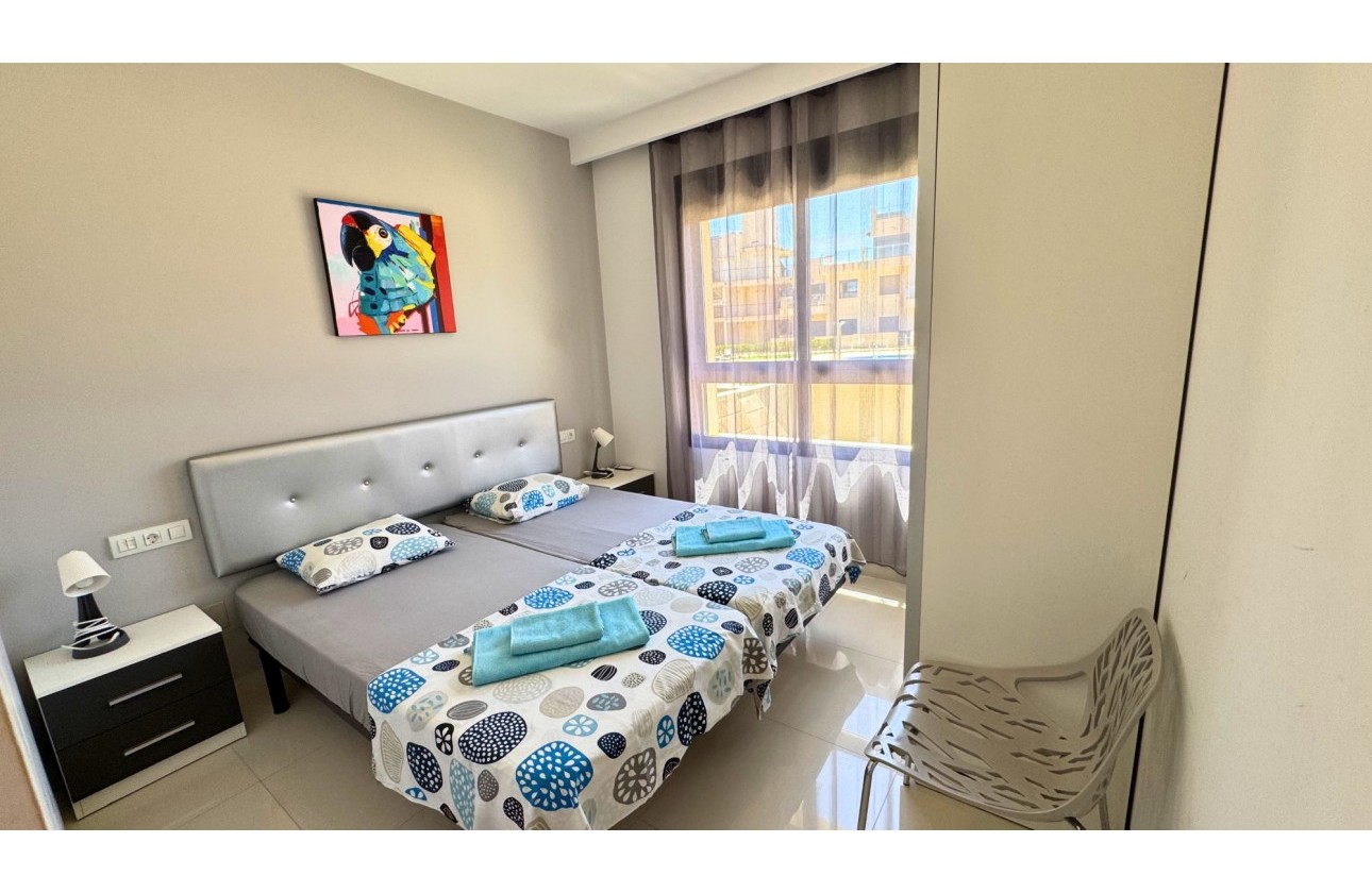 Resale - Apartment / flat - Pilar de la Horadada - La Torre De La Horadada