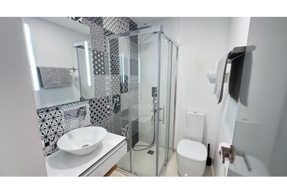 Resale - Apartment / flat - Pilar de la Horadada - La Torre De La Horadada