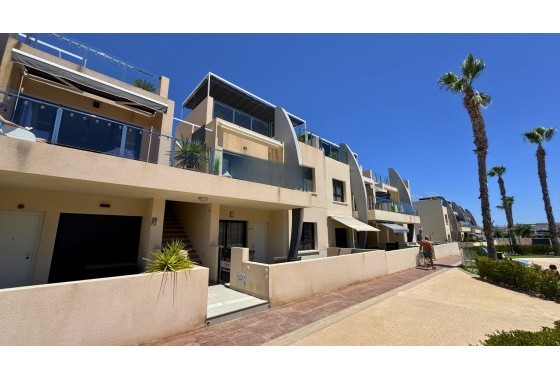 Resale - Apartment / flat - Pilar de la Horadada - La Torre De La Horadada