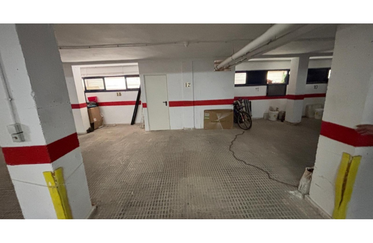 Resale - Apartment / flat - Torrevieja - La Mata