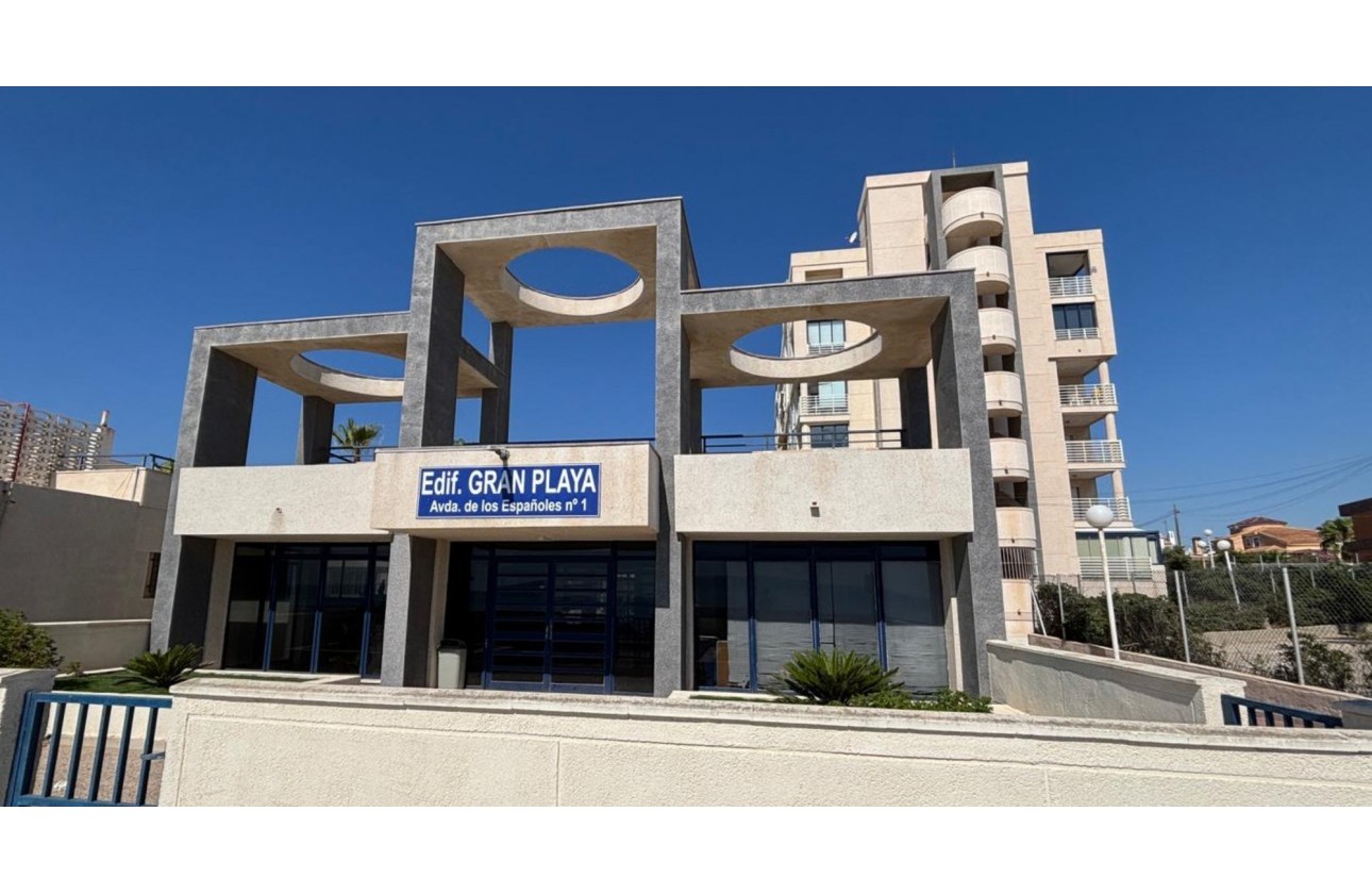 Resale - Apartment / flat - Torrevieja - La Mata