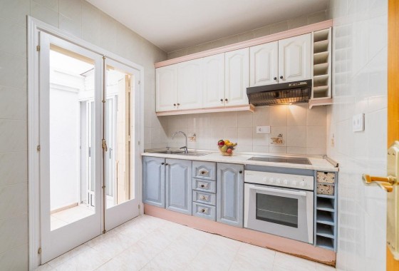 Resale - Villa - Torrevieja - La Siesta - El Salado - Torreta