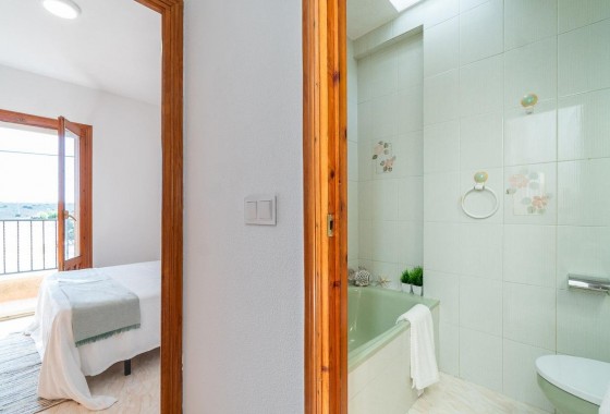Resale - Villa - Torrevieja - La Siesta - El Salado - Torreta