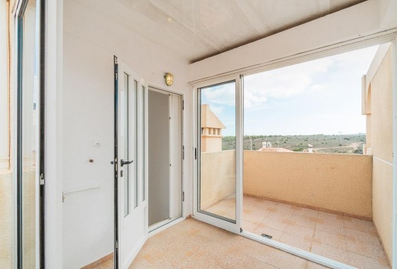 Resale - Villa - Torrevieja - La Siesta - El Salado - Torreta