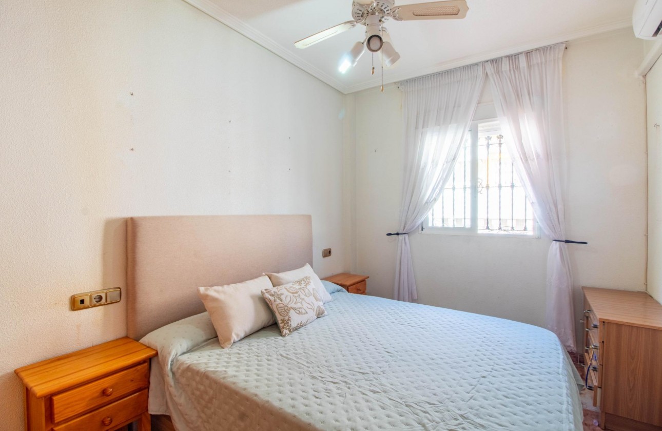 Revente - Villa - Orihuela Costa - La Zenia