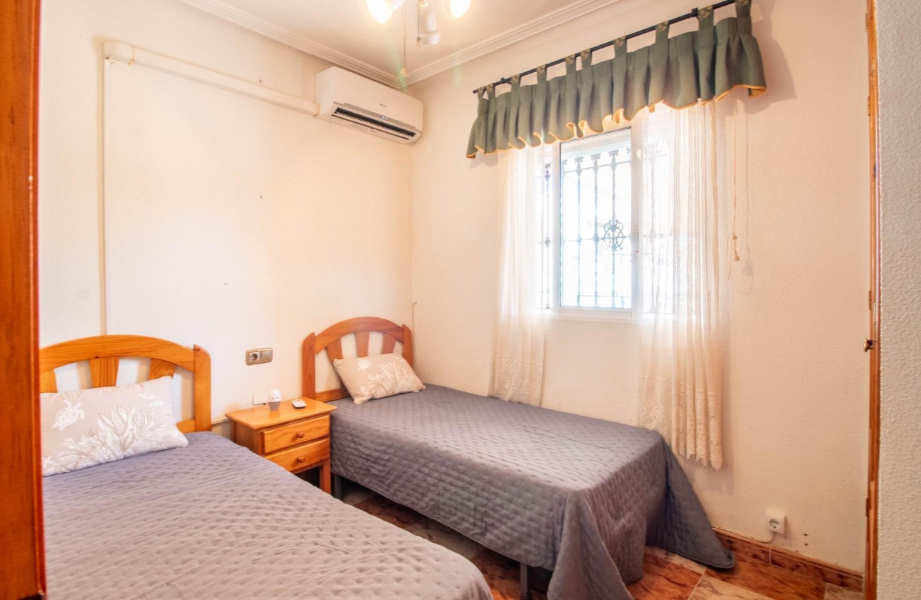 Revente - Villa - Orihuela Costa - La Zenia