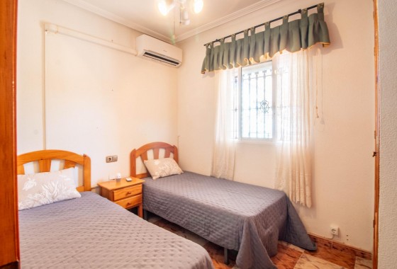 Revente - Villa - Orihuela Costa - La Zenia